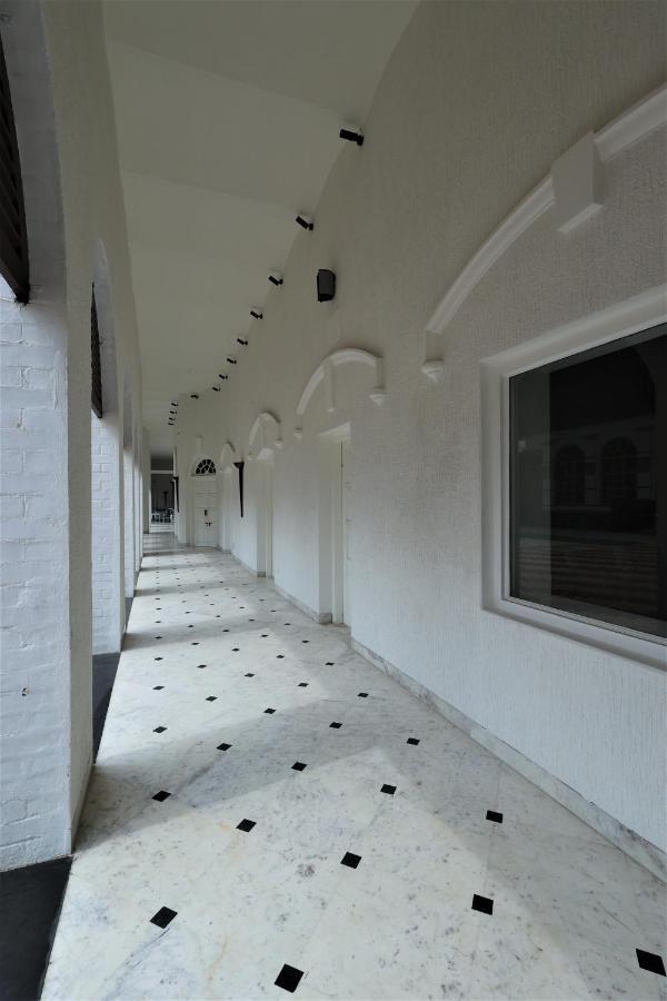 Saroja Heritage, Varanasi Exterior photo