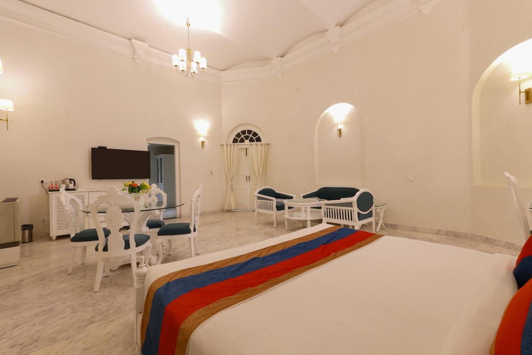 Saroja Heritage, Varanasi Exterior photo