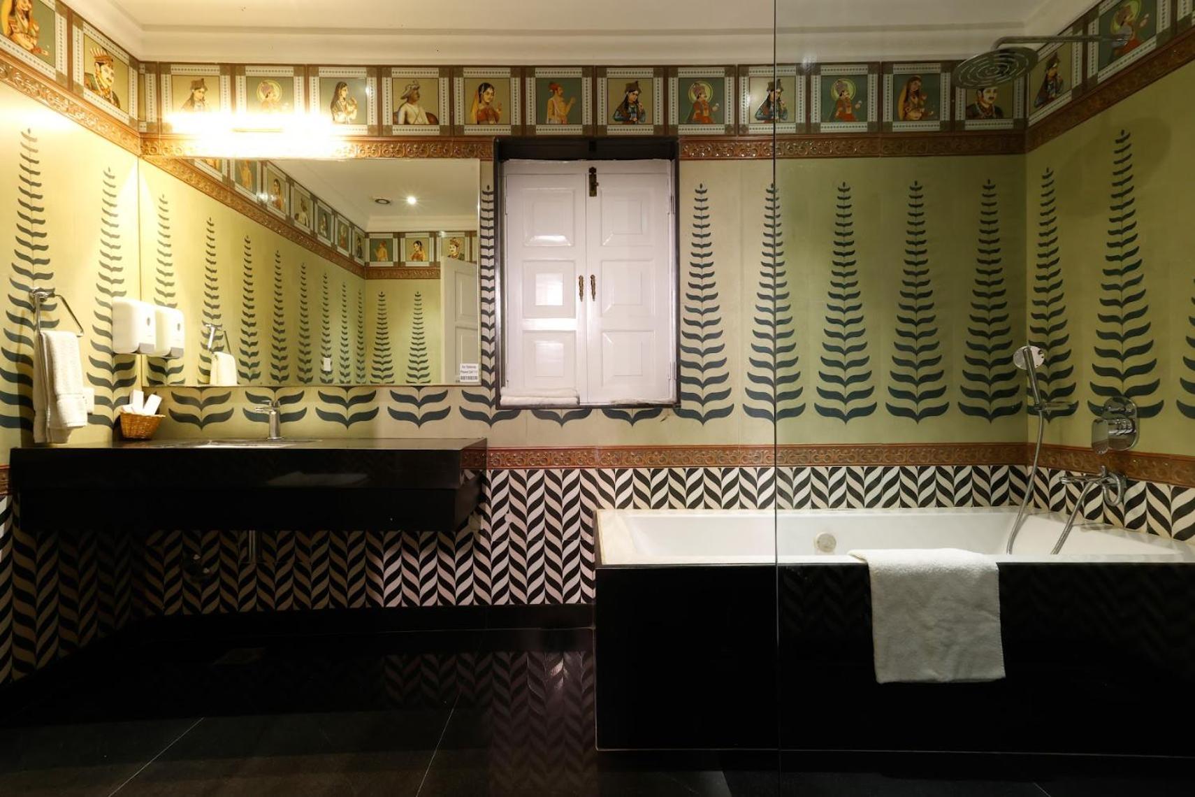 Saroja Heritage, Varanasi Exterior photo